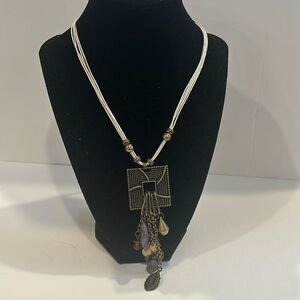 NWOT Joan Rivers Gold Vintage Necklace